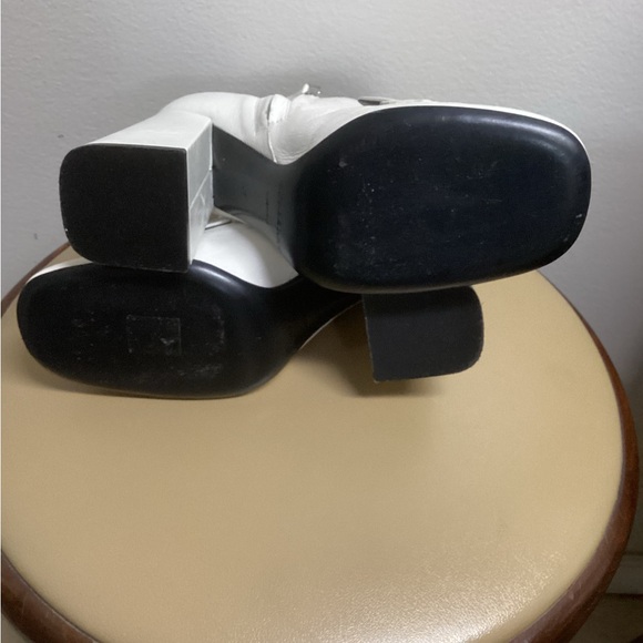 Burberry Women’s Boots - Picture 10 of 11